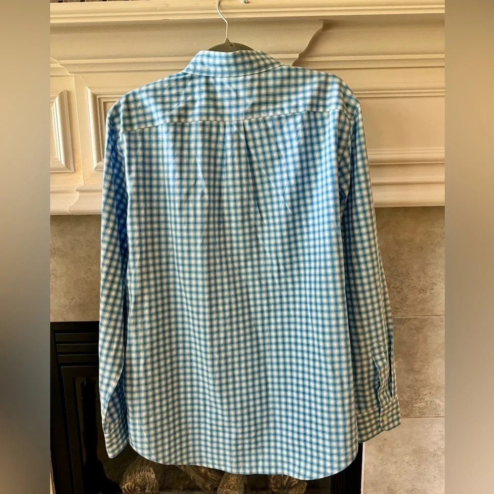Vineyard Vines Men's Classic Fit Tucker Shirt USA Blue/White plaid Medium - Picture 2 of 14